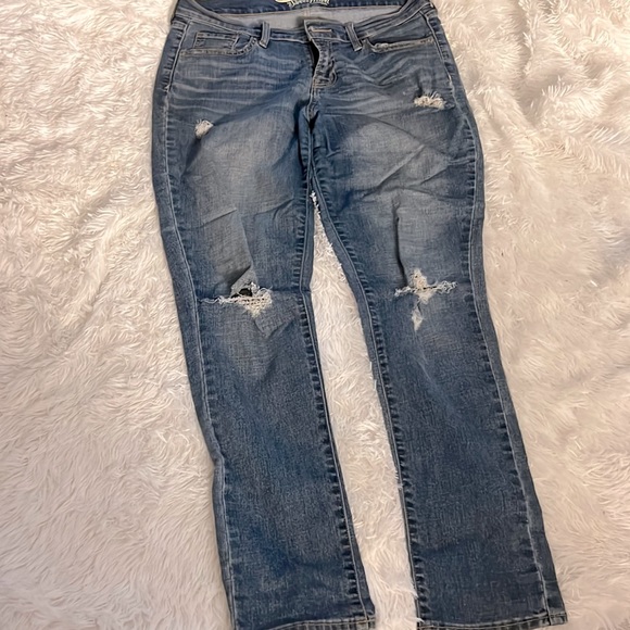 Old Navy Serrtheart Blue Jeans slightly stressed - Picture 1 of 5